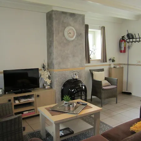 Otel De Martiene Plats - 2*