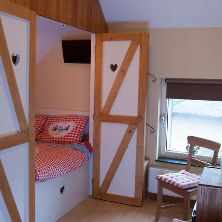 De Martiene Plats - Otel Merselo