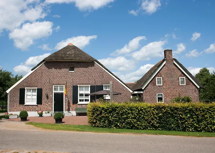 De Martiene Plats - Hotel 2*