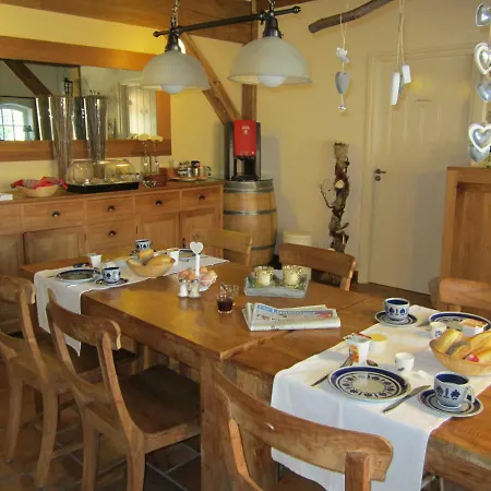 De Martiene Plats - Hotel 2*